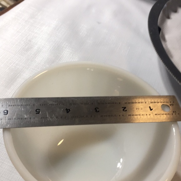 Vintage Fire King white swirl serving mixing bowl. - Picture 5 of 7